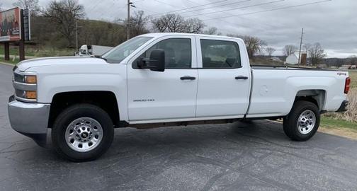 Photo 2 of 32 of 2015 Chevrolet Silverado 3500 WT