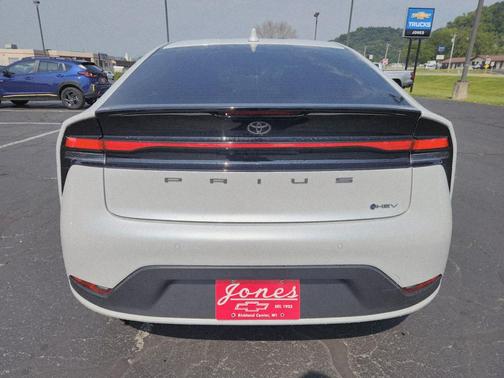 2024 Toyota Prius LE