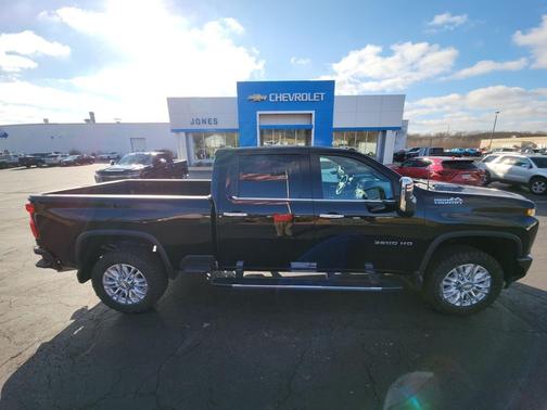 2022 Chevrolet Silverado 3500 High Country