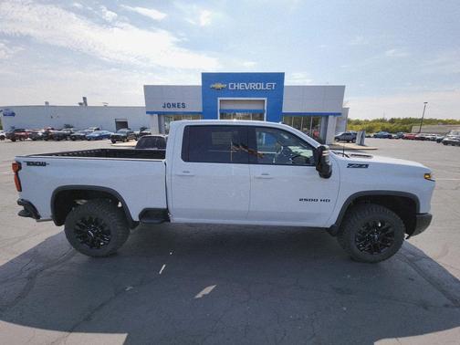 2025 Chevrolet Silverado 2500 LTZ