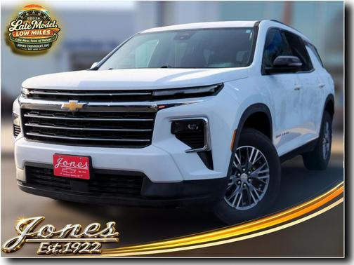 2024 Chevrolet Traverse LT