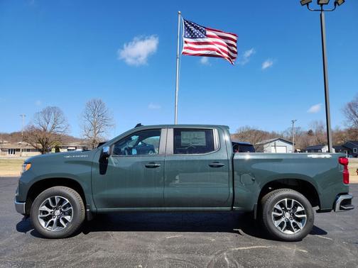 2025 Chevrolet Silverado 1500 LT
