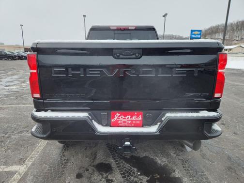 2026 Chevrolet Silverado 2500 ZR2