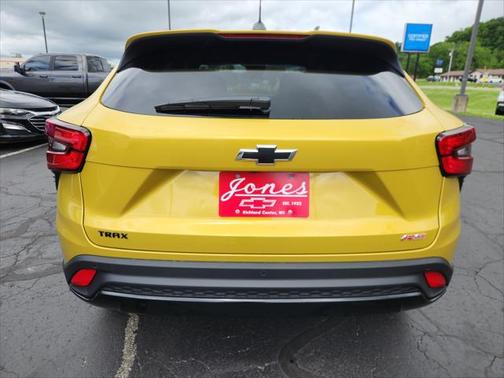 2025 Chevrolet Trax FWD 1RS