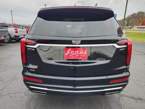 2025 Cadillac XT6 Premium Luxury AWD