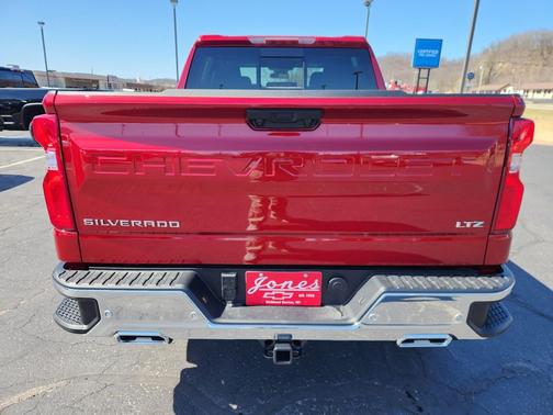 2025 Chevrolet Silverado 1500 LTZ
