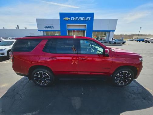 2023 Chevrolet Tahoe 4WD RST