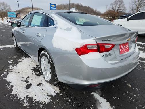 2016 Chevrolet Malibu 1LT