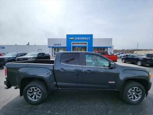 2017 GMC Canyon SLE