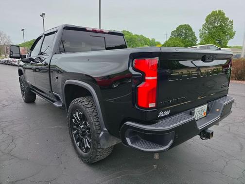 2025 Chevrolet Silverado 2500 High Country