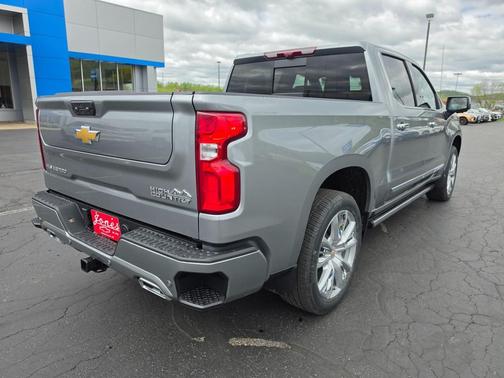Sterling Gray Metallic 2026 Chevrolet Silverado 1500 High Country