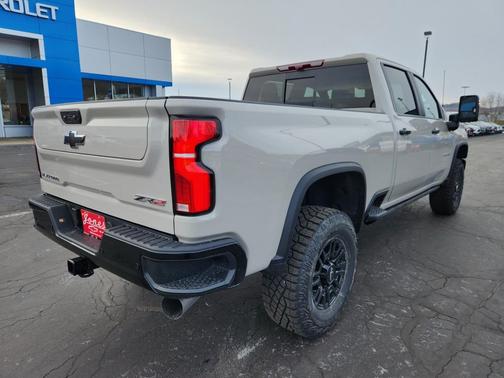 2026 Chevrolet Silverado 2500 Crew Cab, Standard Bed, XR2, 4WD