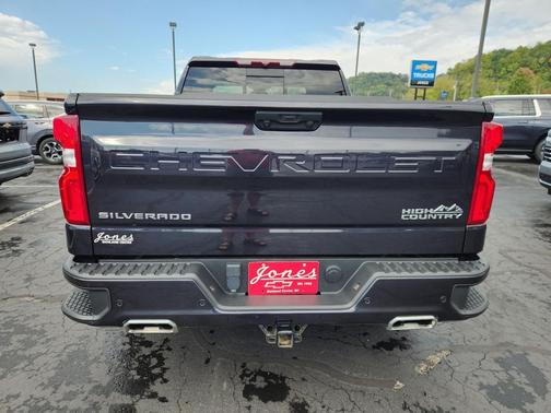 2022 Chevrolet Silverado 1500 High Country