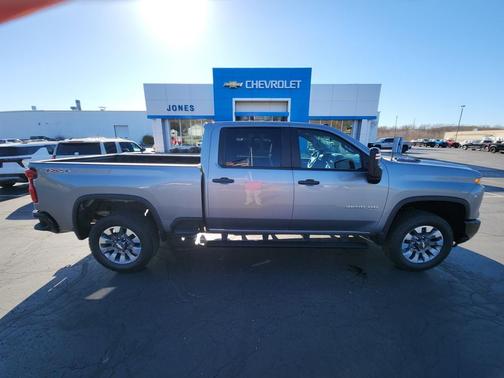 2025 Chevrolet Silverado 2500 Custom