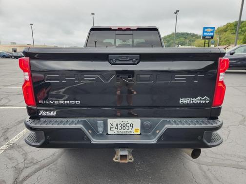 2022 Chevrolet Silverado 2500 High Country