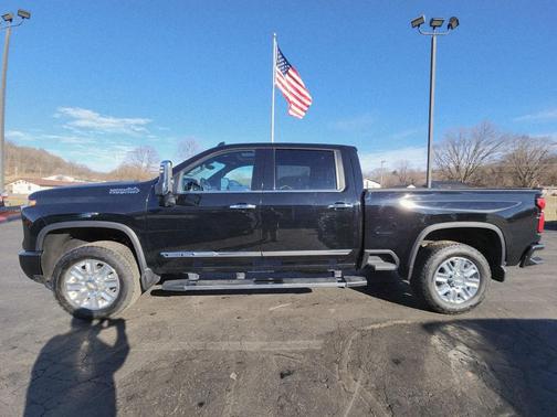 2025 Chevrolet Silverado 2500 High Country