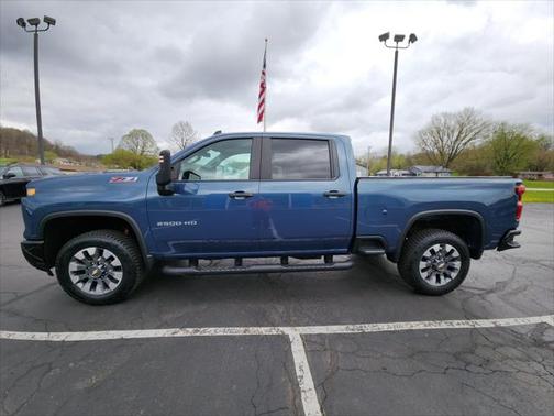 2024 Chevrolet Silverado 2500 Custom