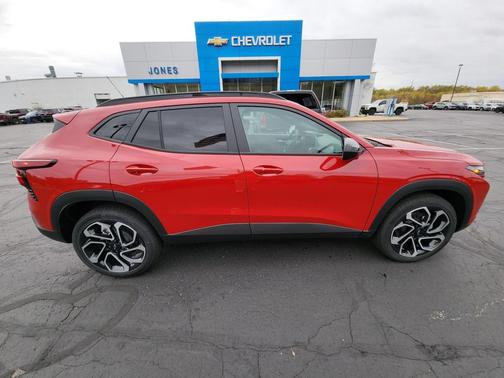 2026 Chevrolet Trax FWD 2RS