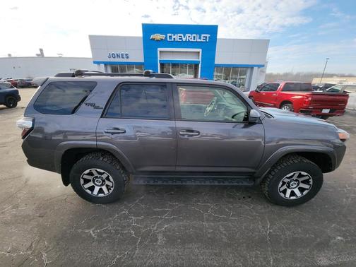 2022 Toyota 4Runner TRD Off Road