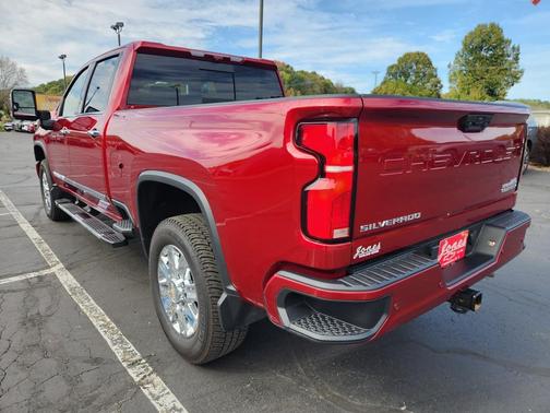 2024 Chevrolet Silverado 2500 High Country