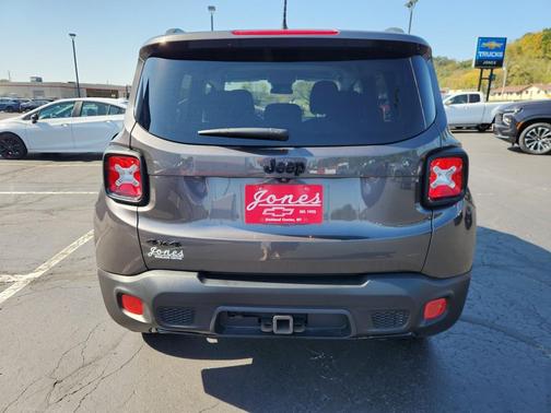 2017 Jeep Renegade Altitude