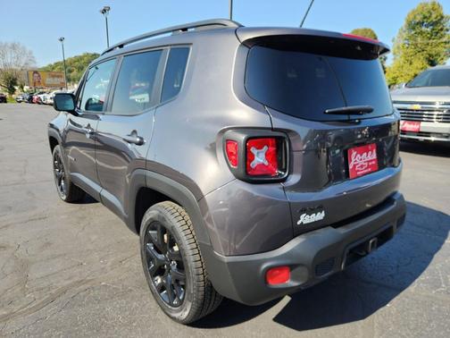2017 Jeep Renegade Altitude