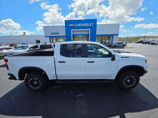 Summit White 2026 Chevrolet Silverado 1500 ZR2