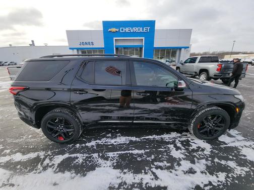 2022 Chevrolet Traverse Premier