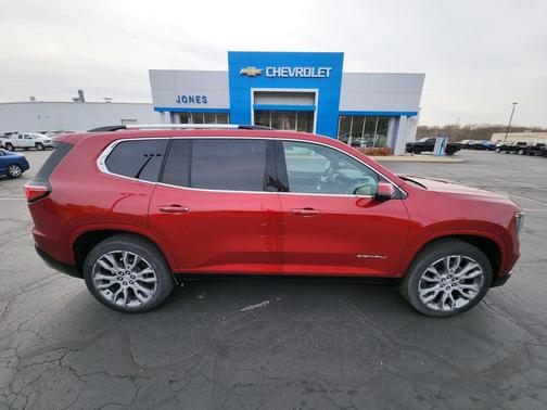 2024 GMC Acadia Denali