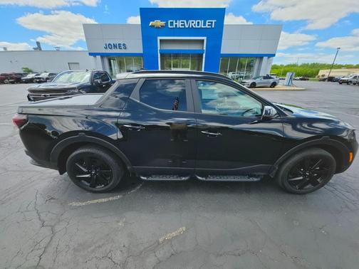 Phantom Black 2023 Hyundai SANTA CRUZ NIGHT