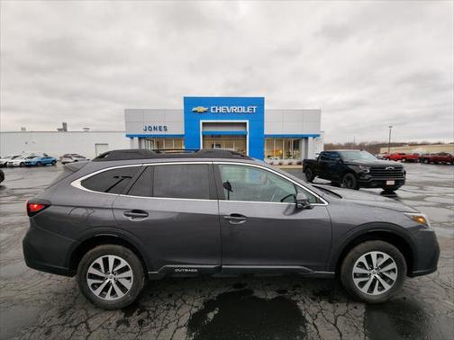 2022 Subaru Outback Premium
