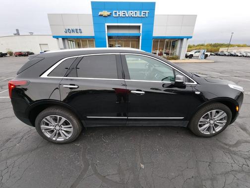 2025 Cadillac XT5 Premium Luxury