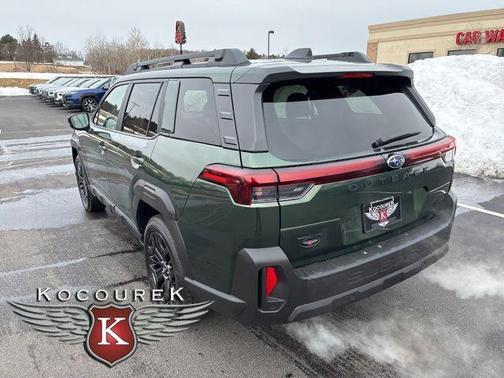 Deep Emerald Green Pearl 2026 Subaru Outback Limited XT