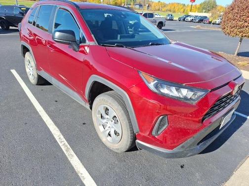 2020 Toyota RAV4 LE