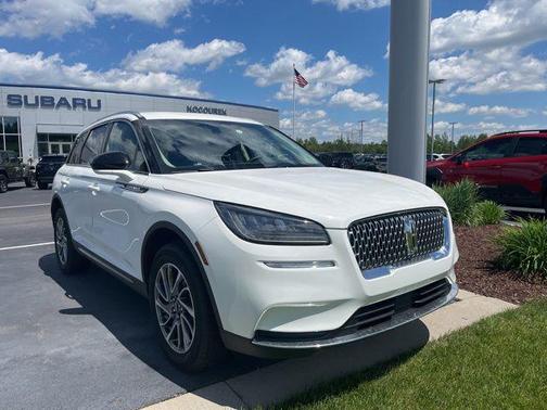 Pristine White Metallic Tri-Coat 2022 Lincoln Corsair Standard