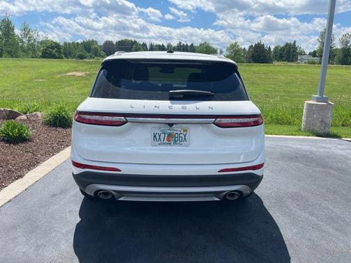 Pristine White Metallic Tri-Coat 2022 Lincoln Corsair Standard