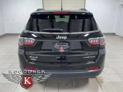 Diamond Black Crystal Pearlcoat 2024 Jeep Compass Limited