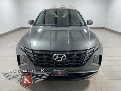 2023 Hyundai TUCSON SE
