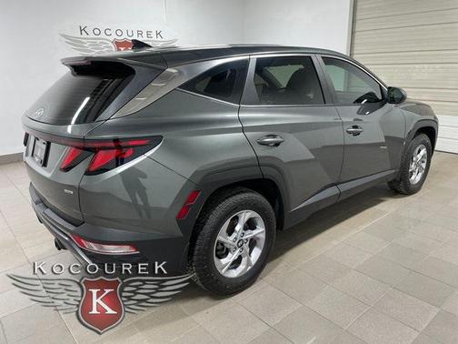 2023 Hyundai TUCSON SE
