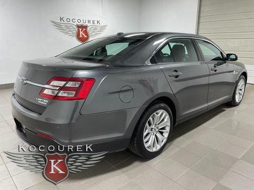 2018 Ford Taurus Limited