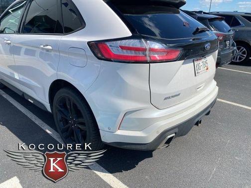 White Platinum Metallic Tri-Coat 2019 Ford Edge ST