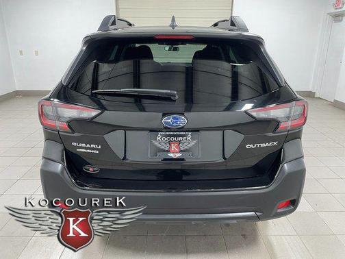 Crystal Black Silica 2023 Subaru Outback Premium