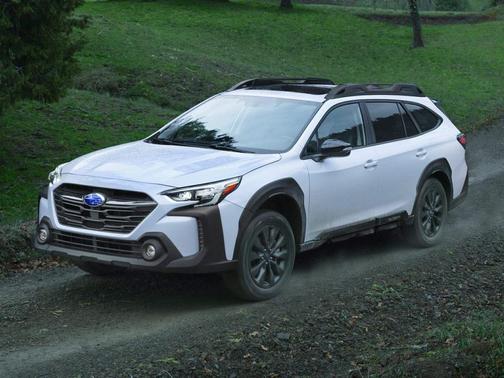 Crystal Black Silica 2023 Subaru Outback Premium