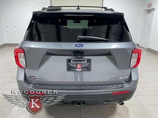 2022 Ford Explorer ST-Line