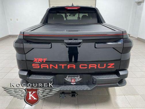 Phantom Black 2025 Hyundai SANTA CRUZ SEL Activity