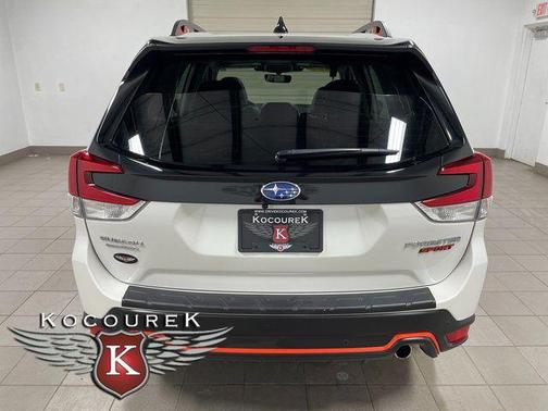 Crystal White Pearl 2024 Subaru Forester Sport