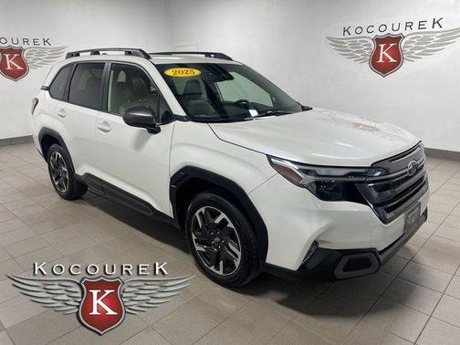 Crystal White Pearl 2025 Subaru Forester Limited