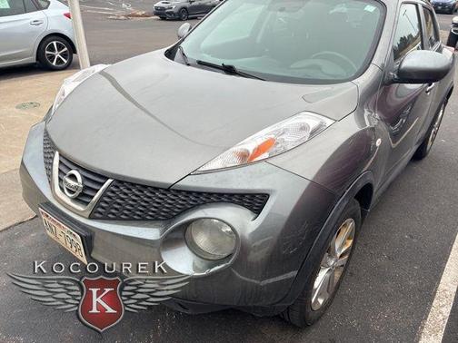 Gun Metallic Pearl Metallic 2012 Nissan Juke SV