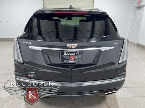 2022 Cadillac XT5 Sport