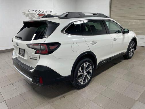 Crystal White Pearl 2021 Subaru Outback Touring XT